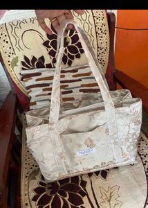 Elegant Floral Tote Bag