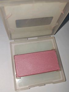 MK Mineral Cheek Blush And Nykaa Highlighter