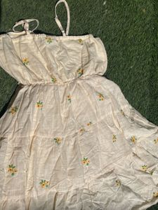 Cute floral sundress🌼Size-Small