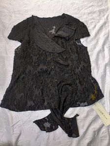 Y2k Ruffled Textured Shirt 🖤
