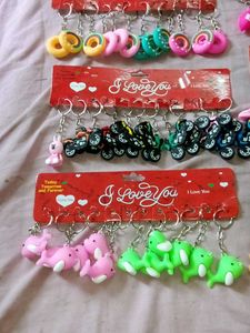 Excellent 144 Pieces Keychains At Best Price..