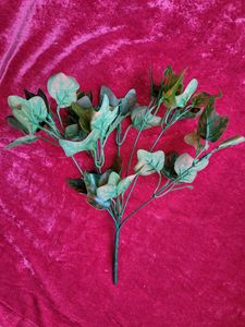 Green Leaf Bunch