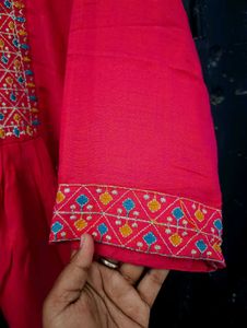 Ethnicity Beautiful ❤️ Rose Colour Kurti💟