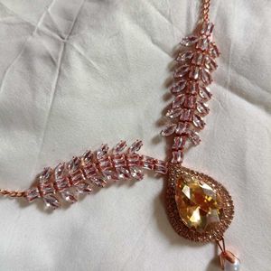 Rose Gold Teardrop Pearl Necklace