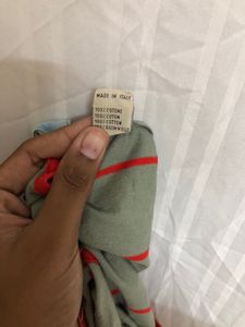 Nigi Short Sleeve Crop Top