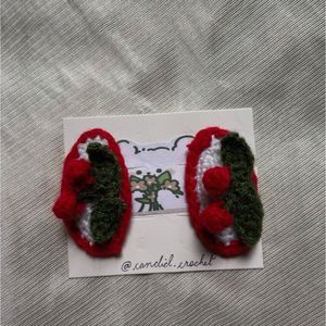 Crochet Cherry🍒/ strawberry🍓hairclip