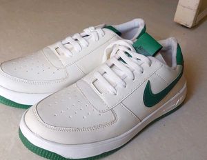 Nike Dunk Low Top Sneaker (1st Copy)