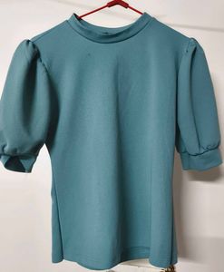 Stylish Puff Sleeve Top
