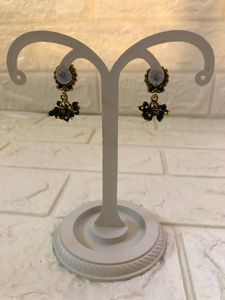PearlJhumuka Combo Of 2 - Black &amp; White With Stone