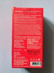 Dot &amp; Key Strawberry Sunscreen