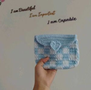 Crochet ghigham pouch