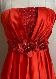 Red carpet, heavy gown