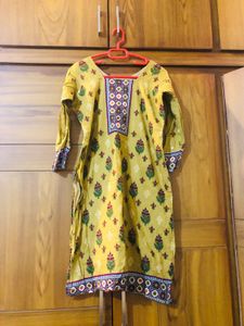 Floral Print Pakistani Kurti