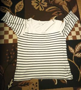 Beautiful Striped Women T-shirt