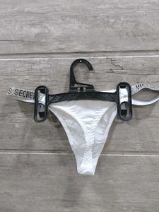 VS White Thong