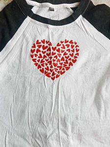 Heart Graphic Tee