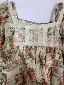 Vintage Floral TOP