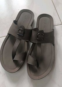 Odyssia Brown Sandals