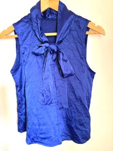 Beautiful Top With Tie