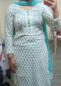 Kurta Pent Dupatta Suit Set