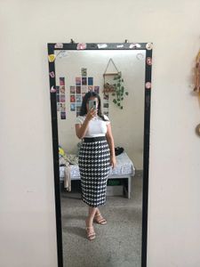 black and white textured skirt