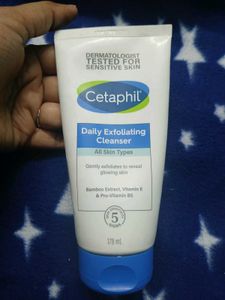 Cetaphil Daily Exfoliating Cleanser