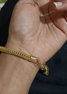✨ Elegant Anti-Tarnish Gold-Tone Chain Bracelet ✨