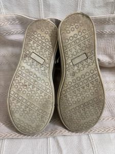 Metallic Designed Lace up Sneakers/Boots(2.5-4.5y)