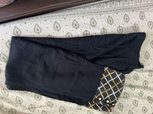 Elegant Black &amp; Gold Kurta