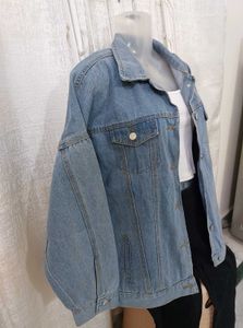 Denim Jacket - Loose fit