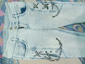 Faded Blue and White Colour Scratched Girls Jeans