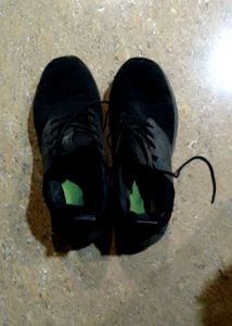 Stylish Black Casual Shoes