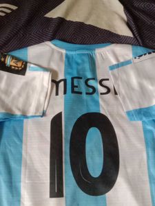 Argentina Jersey #10 size 16 age 8 to 1