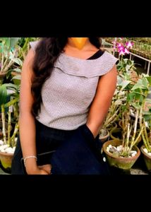 Houndstooth Ruffle Top