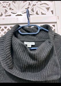 🎀Cowl Neck Sweater