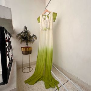 Green front slit maxi dress with button details💚