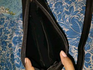 Black Leather Sling Bag 🖤