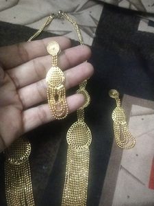 Artificial Gold Neck Set With Free Black Bracelet