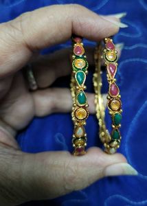 6 BANGLES SET