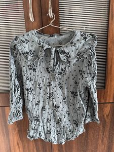 Floral Tie-Neck Blouse