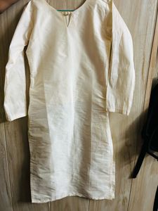 Women Kurta Set With Ruffle Dupatta