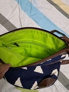 Westside Sling Bag
