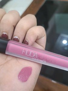 Huda Beauty Liquid Matte Lipstick