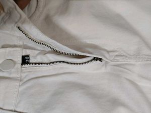 Beige Jeans