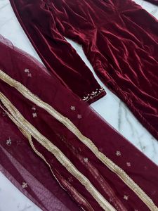 Premium Maroon Velvet Suit With Net Duppata