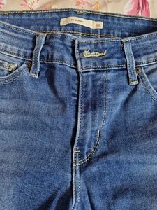 Levi's Jeans - Stylish &amp; Comfortable