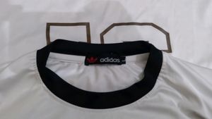 Adidas T-shirt