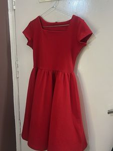 Chic Red Square Neck Short Sleeve Dress
