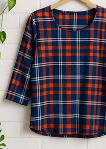 Plaid 3/4 Sleeve Top