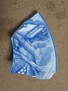 Broken Vintage Plate Pieces For DIY